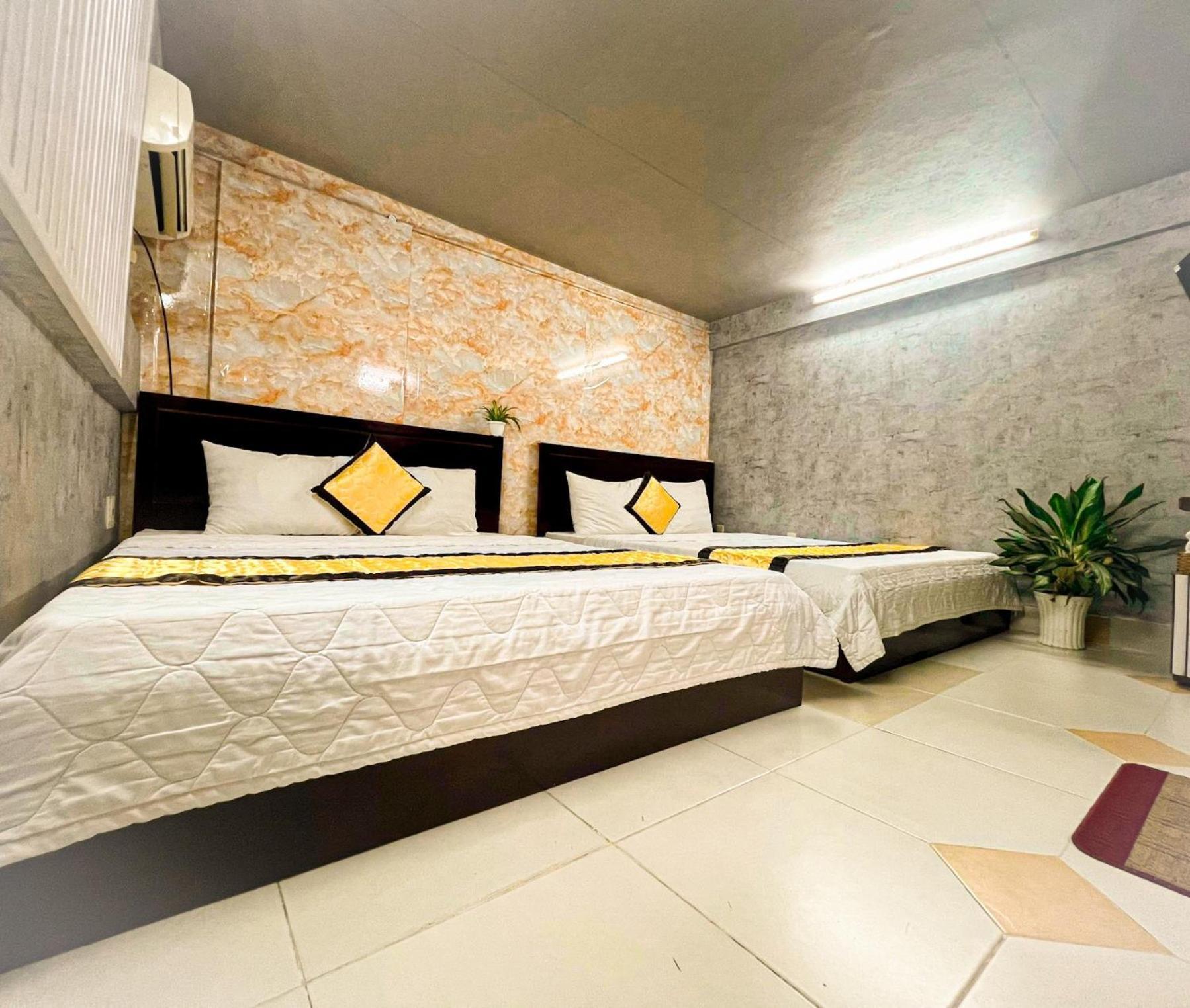 Mes Hotel - Ngay Ben Ninh Kieu Can Tho Exterior photo